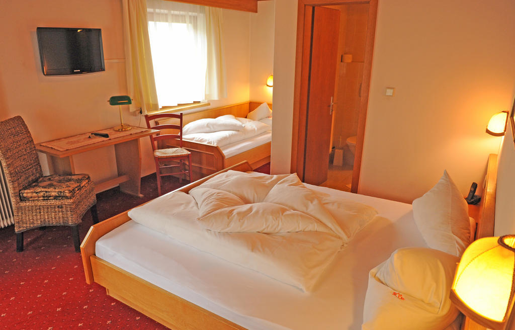 Pension Olympia Oetz Room photo